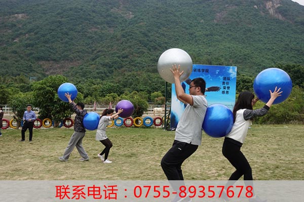 企业让员工参加拓展培训的重要性